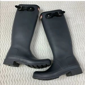 Hunter Womens Tall Matte Rain Boots Gray Size 8